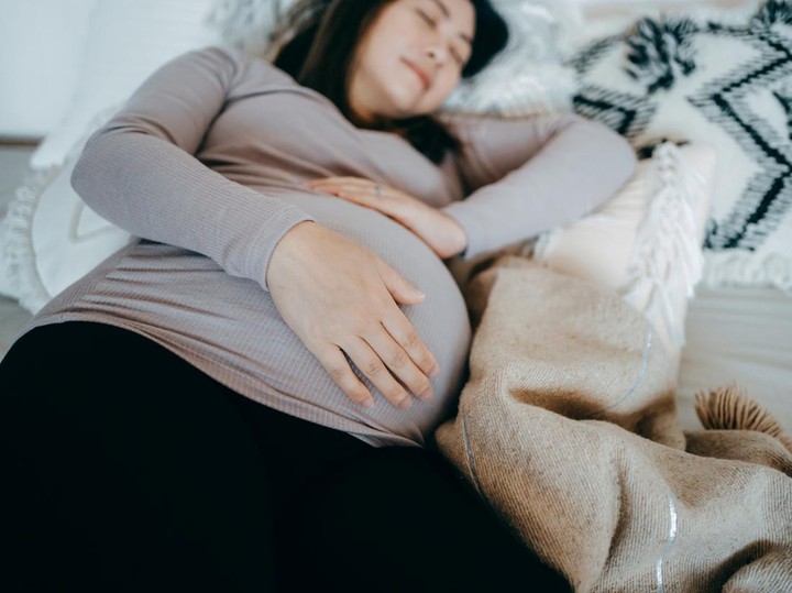 Arti Mimpi Kakak Hamil: Apa Sih Maknanya?